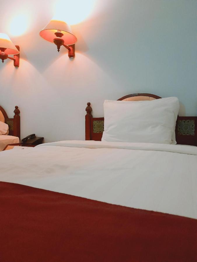 Puri Saron Senggigi Hotel Eksteriør billede