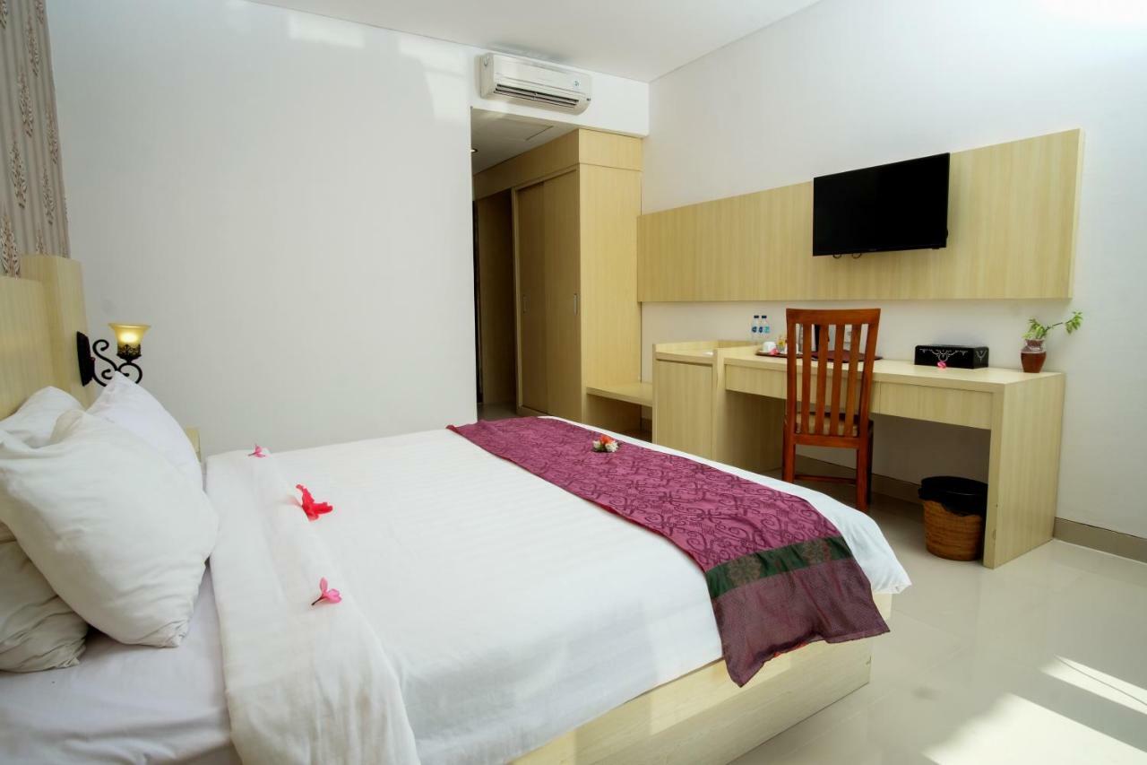 Puri Saron Senggigi Hotel Eksteriør billede
